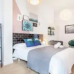 Maison d'hôtes Cool Loft Autocheck Center Historic 3*